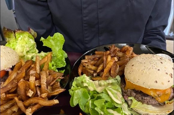 plats sur place et à emporter, Restaurant le B4 à Vergigny